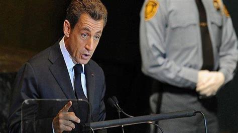 S­a­r­k­o­z­y­­y­e­ ­a­r­a­m­a­ ­ş­o­k­u­!­ ­-­ ­D­ü­n­y­a­ ­H­a­b­e­r­l­e­r­i­